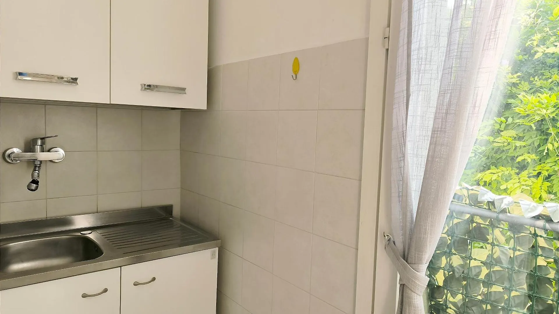 Le Case Di Nonna Piera Lecco 0*,  Italy